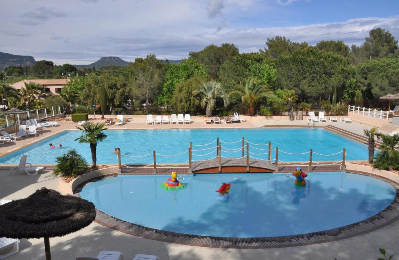 Greenchalets Roquebrune Sur Argens Exterior photo