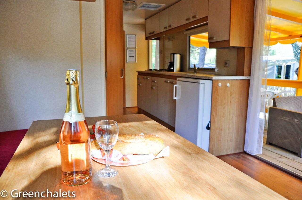 Greenchalets Roquebrune Sur Argens Exterior photo